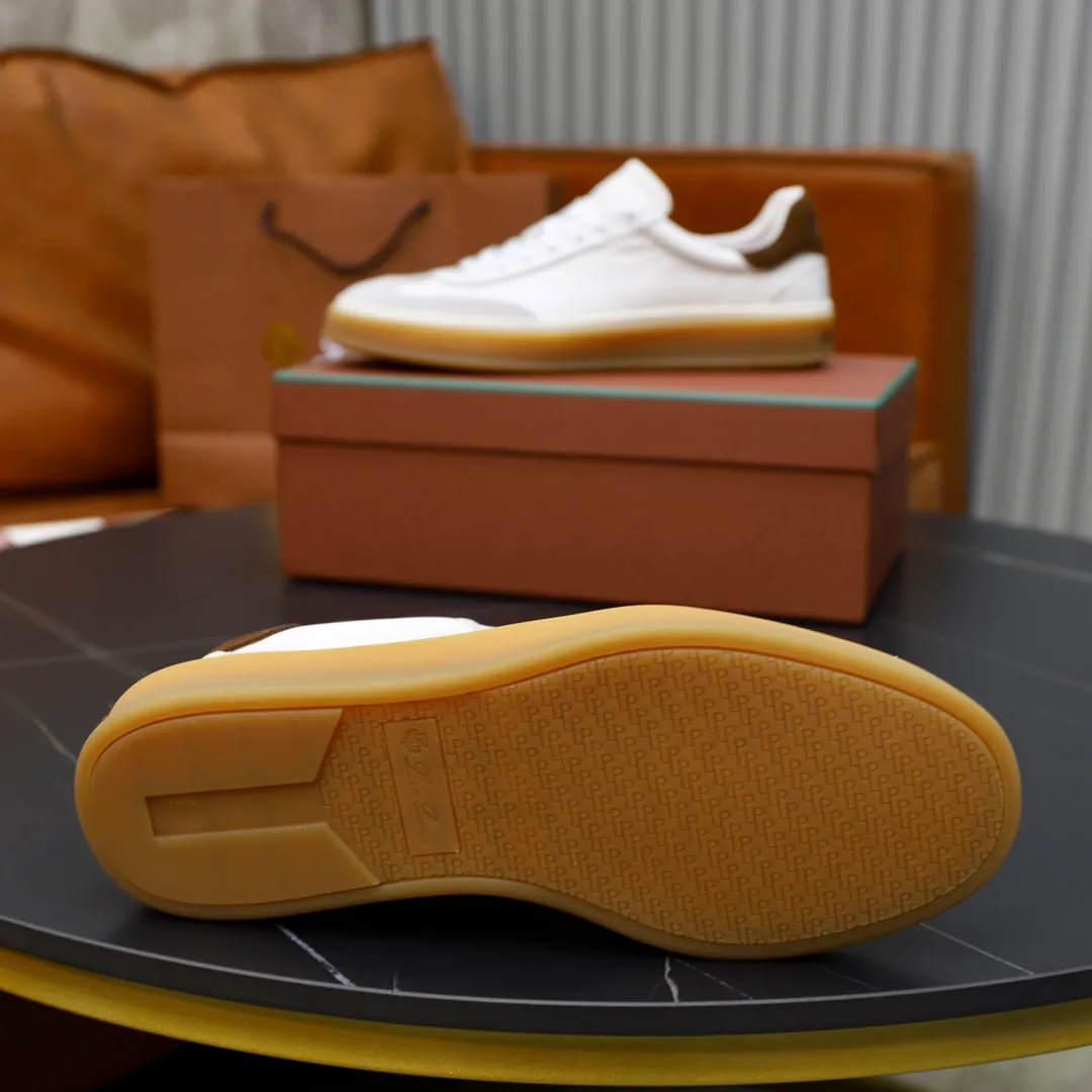 Men's Men's Shoes💰540💰••New Products•• LoroPian*_Noyo-Pianya New men's casual moral training sneakers, LP lace-up casual shoes!  Made of original imported soft cowhide and suede fabric, it highlights the sporty style. The heel is decorated with logo embossing and the original molding. The raw rubber translucent sole combined with the color welt adds a sense of modernity to the shoe. The shoe is overall refreshing and easy to match with style. It has a full cowhide lining for the feet. The original box packaging at the counter comes with wooden balls and a dust bag! Size: 38-44 (.45 customized)